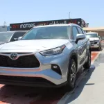 TOYOTA HIGHLANDER XLE 2.4L PETROL 2023 - Thumbnail 2