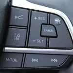 TOYOTA HIGHLANDER XLE 2.4L PETROL 2023 - Thumbnail 9