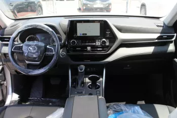 TOYOTA HIGHLANDER XLE 2.4L PETROL 2023