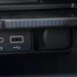LEXUS RX 500 2.4L PETROL HEV AT MY2023 – IRIDIUM SILVER - Thumbnail 11