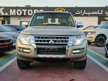 MITSUBISHI PAJERO 2018 USED 3.8L petrol 6cyl gold color