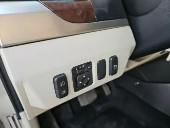MITSUBISHI PAJERO 2018 USED 3.8L petrol 6cyl gold color
