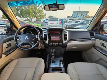 MITSUBISHI PAJERO 2018 USED 3.8L petrol 6cyl gold color