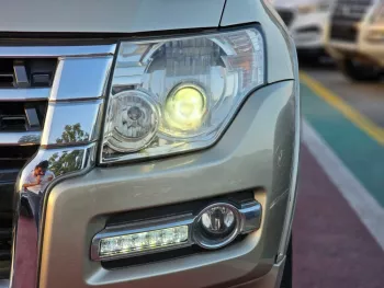 MITSUBISHI PAJERO 2018 USED 3.8L petrol 6cyl gold color