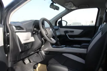 LHD - TOYOTA VELOZ 1.5L PETROL GLX AUTO - 2023
