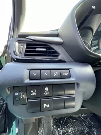 SUZUKI BALENO GLX 1.5L Petrol , Automatic transmission , Screen , Push start,HUD