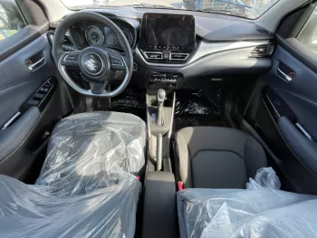 SUZUKI BALENO GLX 1.5L Petrol , Automatic transmission , Screen , Push start,HUD