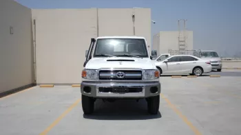 Toyota Land Cruiser HardTop LX 4WD V8 2023