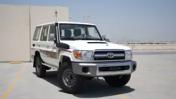 Toyota Land Cruiser HardTop LX 4WD V8 2023