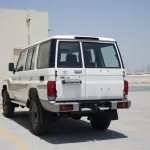 Toyota Land Cruiser HardTop LX 4WD V8 2023 - Thumbnail 6