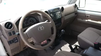 Toyota Land Cruiser HardTop LX 4WD V8 2023