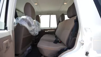 Toyota Land Cruiser HardTop LX 4WD V8 2023