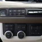 GMC Yukon Denali 2023 V8 - Thumbnail 7