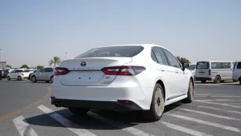 Toyota Camry Hybrid GLE X 2.5L 2023