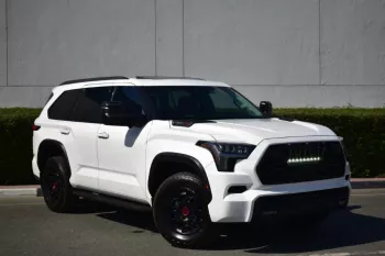 2023 MODEL TOYOTA SEQUOIA LIMITED TRD PRO HYBRID V6 3.5L TURBO 4WD 7 SEATER AUTOMATIC