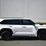 2023 MODEL TOYOTA SEQUOIA LIMITED TRD PRO HYBRID V6 3.5L TURBO 4WD 7 SEATER AUTOMATIC - Thumbnail 3