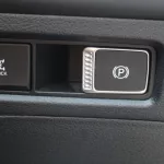 Hyundai SantaFe 2.5l petrol 2023 full option - Thumbnail 8