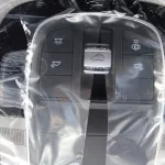 Hyundai SantaFe 2.5l petrol 2023 full option - Thumbnail 10