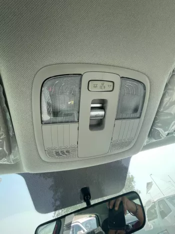 HYUNDAI CREATA 1.6 L WITH SUN ROOF BUSH START