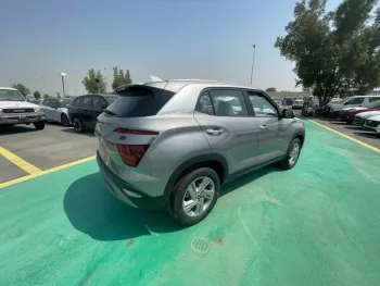 HYUNDAI CREATA 1.6 L WITH SUN ROOF BUSH START