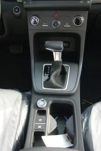 LHD - HYUNDAI CRETA 1.5L PETROL PREMIER PLUS SINGLE AUTO - GREY COLOR - 2023