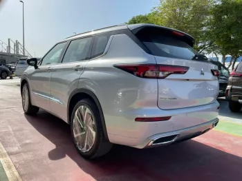 2023 Mitsubishi Outlander Limited Edition 1.5L Turbo