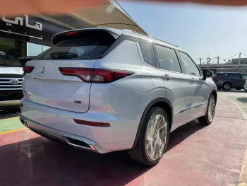 2023 Mitsubishi Outlander Limited Edition 1.5L Turbo
