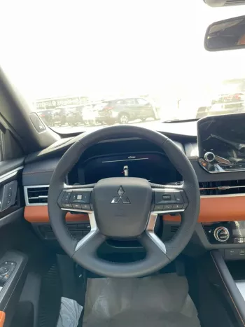 2023 Mitsubishi Outlander Limited Edition 1.5L Turbo