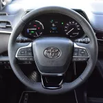 2023 MODEL TOYOTA SIENNA XSE 25TH ANNIVERSARY HYBRID 2.5L AWD 7-SEATER AUTOMATIC - Thumbnail 7