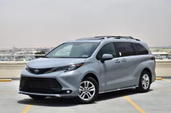 2023 MODEL TOYOTA SIENNA XLE WOODLAND EDITION HYBRID 2.5L AWD 8-SEATER AUTOMATIC.