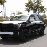 GMC Denali Yuken Black Edition 2023 V8 - Thumbnail 1