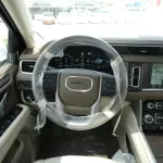 GMC Denali Yuken Black Edition 2023 V8 - Thumbnail 23