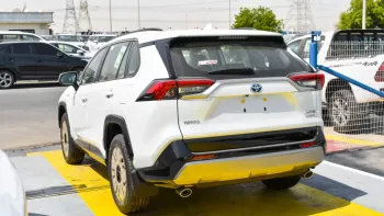 Toyota Rav4 Hybrid 2023 with Sunroof 4Cyl