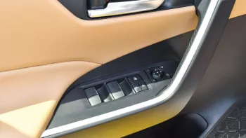 Toyota Rav4 Hybrid 2023 with Sunroof 4Cyl