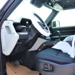 LAND ROVER DEFENDER P400 3.0L PETROL 2023 - Thumbnail 8