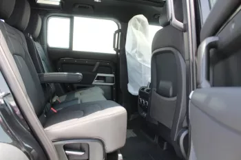 LAND ROVER DEFENDER P400 3.0L PETROL 2023