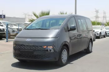Hyundai Staria 3.5l petrol 2023 fwd