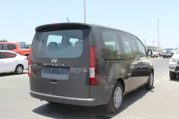 Hyundai Staria 3.5l petrol 2023 fwd