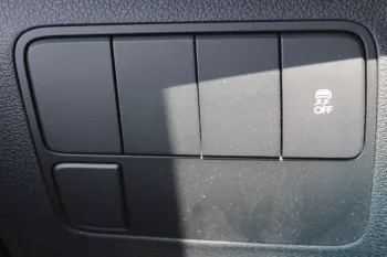 Hyundai Staria 3.5l petrol 2023 fwd