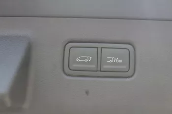 Hyundai Staria 3.5l petrol 2023 fwd