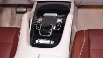 Mercedes Benz GLS600 Maybach 4.0L PETROL 2022