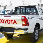 Toyota Hilux GLX SR5 A/T 2023 4WD 2.7L - Thumbnail 6