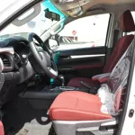 Toyota Hilux GLX SR5 A/T 2023 4WD 2.7L - Thumbnail 8