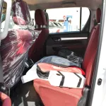 Toyota Hilux GLX SR5 A/T 2023 4WD 2.7L - Thumbnail 14