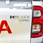 Toyota Hilux GLX SR5 A/T 2023 4WD 2.7L - Thumbnail 17