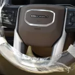 GMC Denali Yuken 2023 4WD 8Cyl - Thumbnail 9