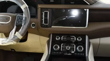 GMC Denali Yuken 2023 4WD 8Cyl