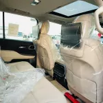 Toyota land cruiser LC300 VXR 4.0L petrol 2023 - Thumbnail 14