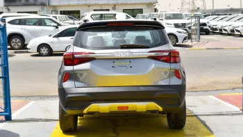New Kia Seltos 1.6L 4Cyl FWD 2023 | Dubai Export Auto