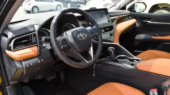 2023 Toyota Camry Hybrid Lumiere 2.5L 4Cyl FWD